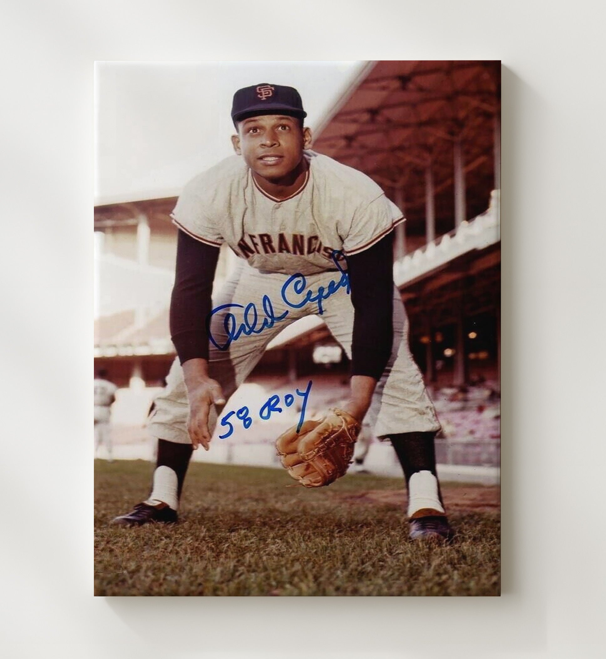 Orlando Cepeda - San Francisco Legend Fielding Pose Baseball Wall Art 20x24 Canvas wall art print – Baseball Wall Art decor