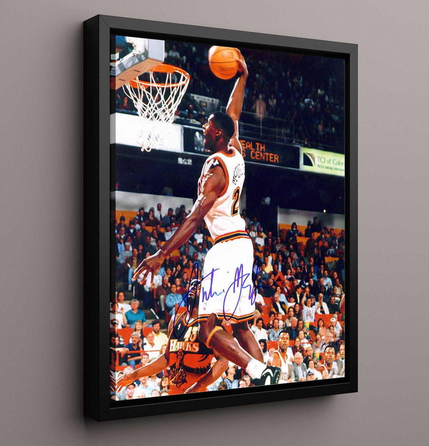 Antonio McDyess Elevated Midrange Release basketball print - 16x20 Framed Canvas wall art
