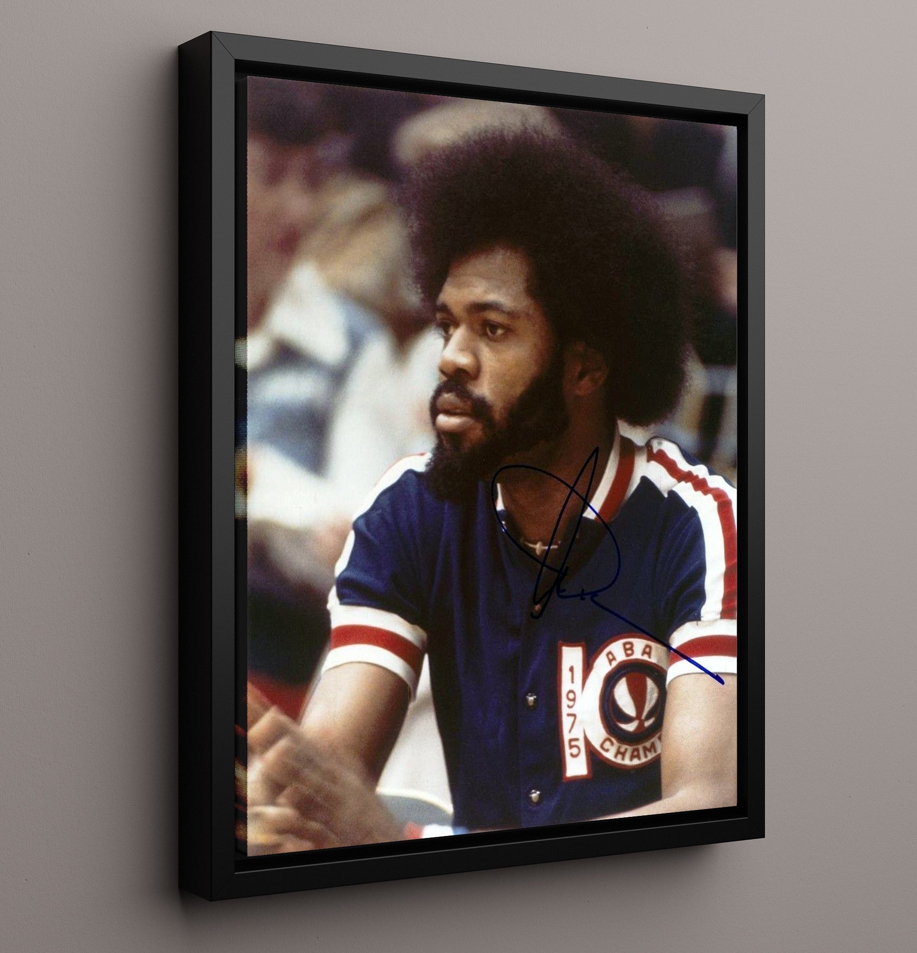 Artis Gilmore ABA Kentucky Colonels Bench Focus basketball print - 16x20 Framed Canvas wall art