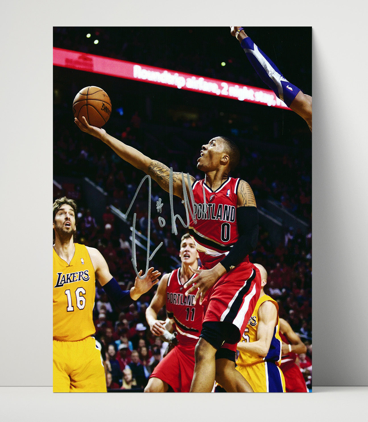 Damian Lillard Blazers Logo Drive to the Rim basketball print - 16x20 Unframed Print wall art