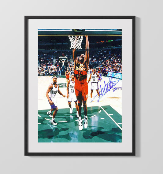 Dikembe Mutombo Atlanta Power Finish Finger Wag Moment basketball print - 16x20 Gallery Frame wall art