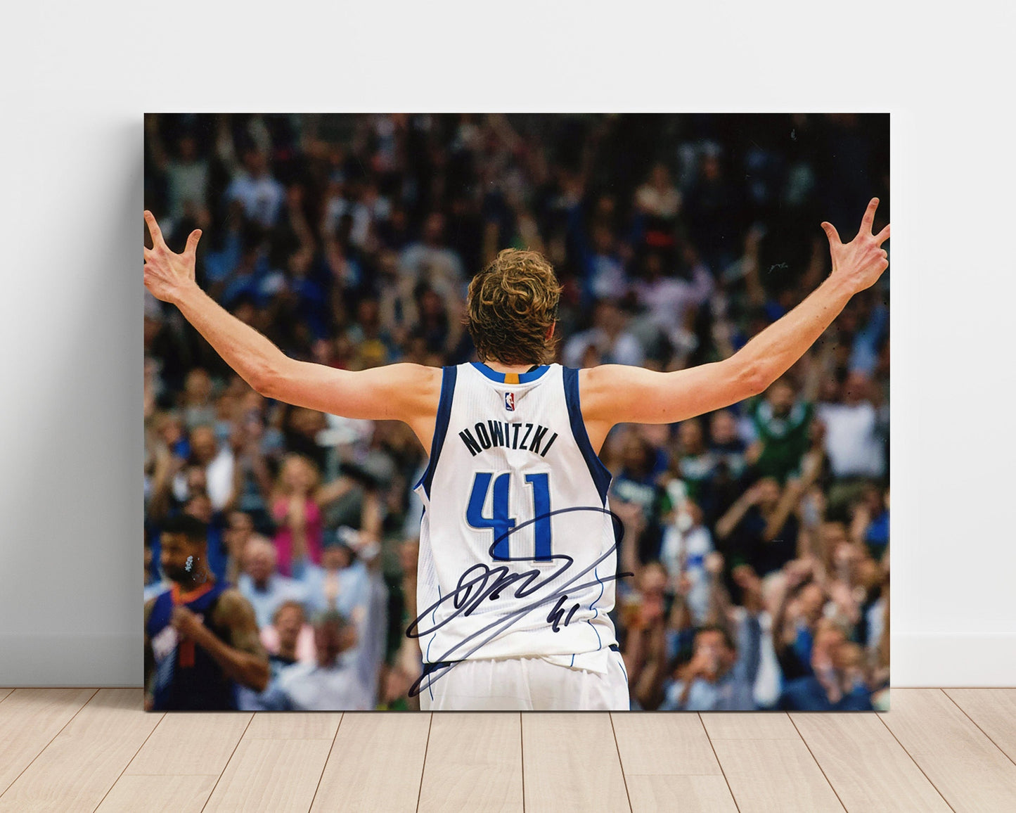 Dirk Nowitzki – Mavericks Arms Raised Celebration - Basketball Wall Art