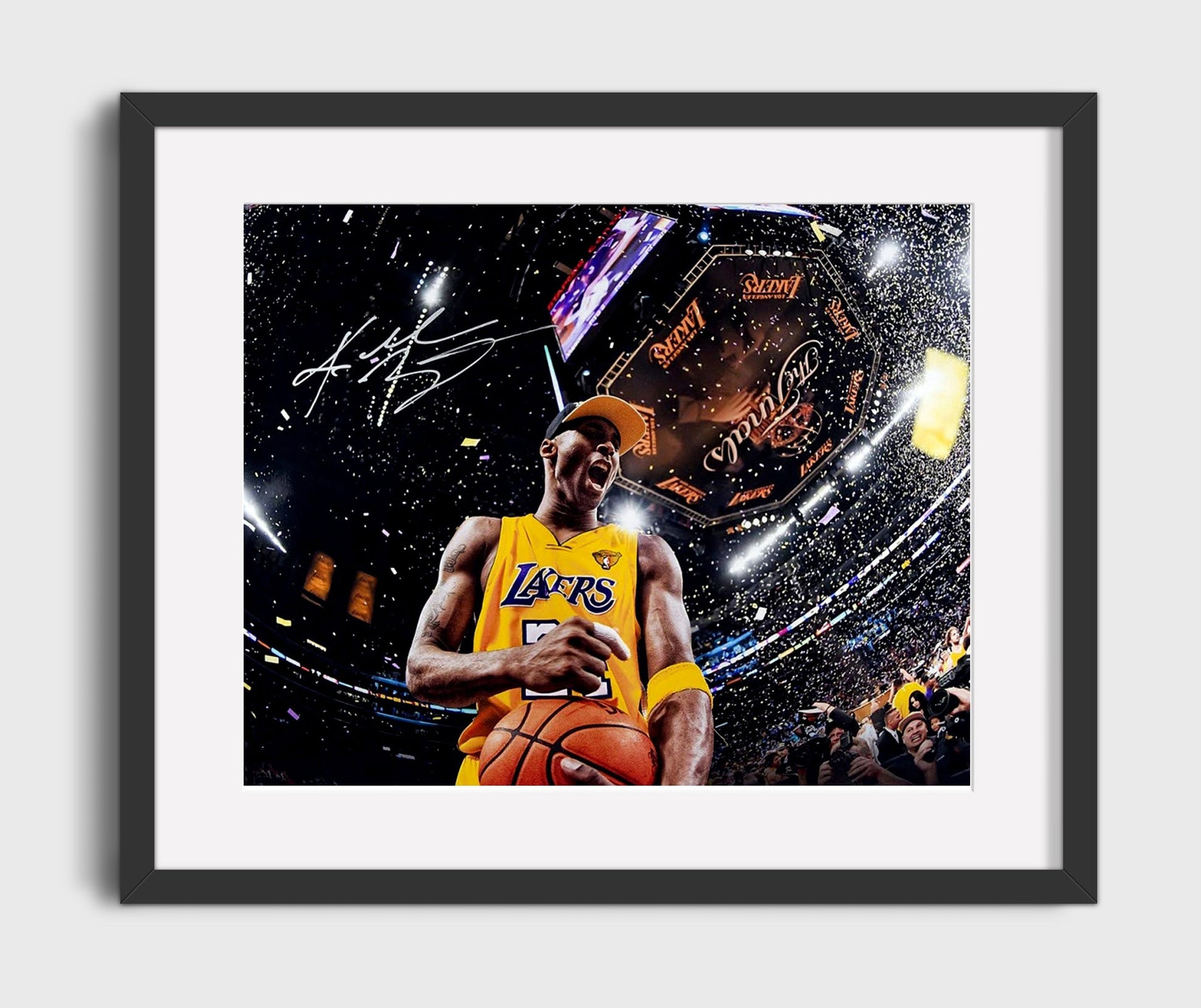 Kobe Bryant Lakers Victory Celebration basketball print - 16x20 Gallery Frame wall art