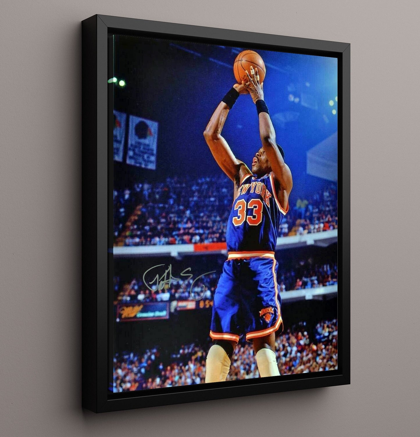 Patrick Ewing New York Basketball Towering Jumper Spotlight basketball print - 16x20 Framed Canvas wall art