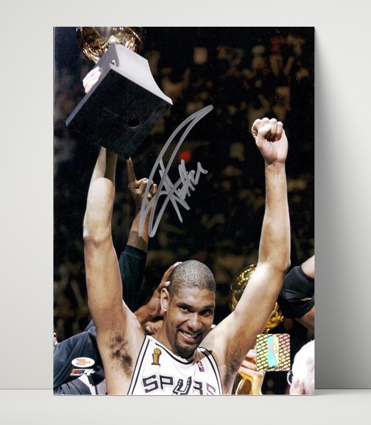 Tim Duncan – San Antonio Trophy Celebration - Basketball Wall Art