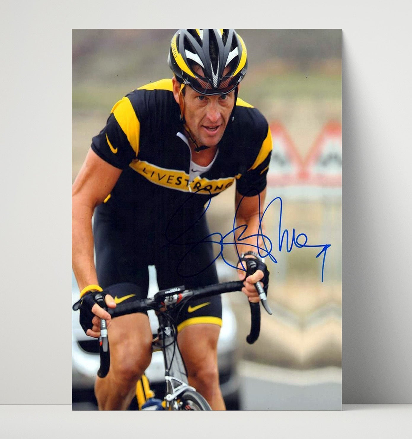 Lance Armstrong Livestrong Race Portrait 16x20 Unframed Print cycling wall art print – Cycling Wall Art decor