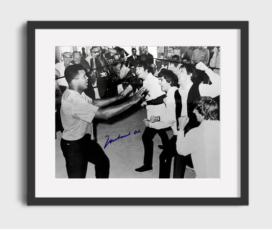 Muhammad Ali Classic Portrait Boxing Wall Art 16x20 Gallery Framed Artwork wall art print – Boxing Wall Art decor
