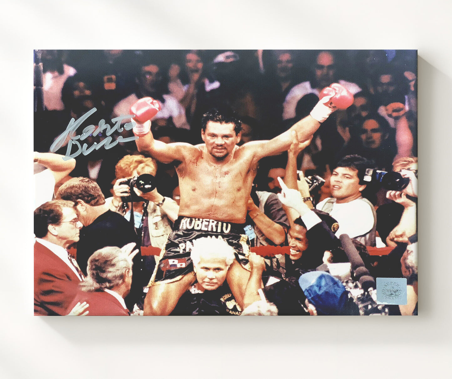 Roberto Duran Hands of Stone Triumph 20x24 Canvas boxing wall art print – Boxing Wall Art decor