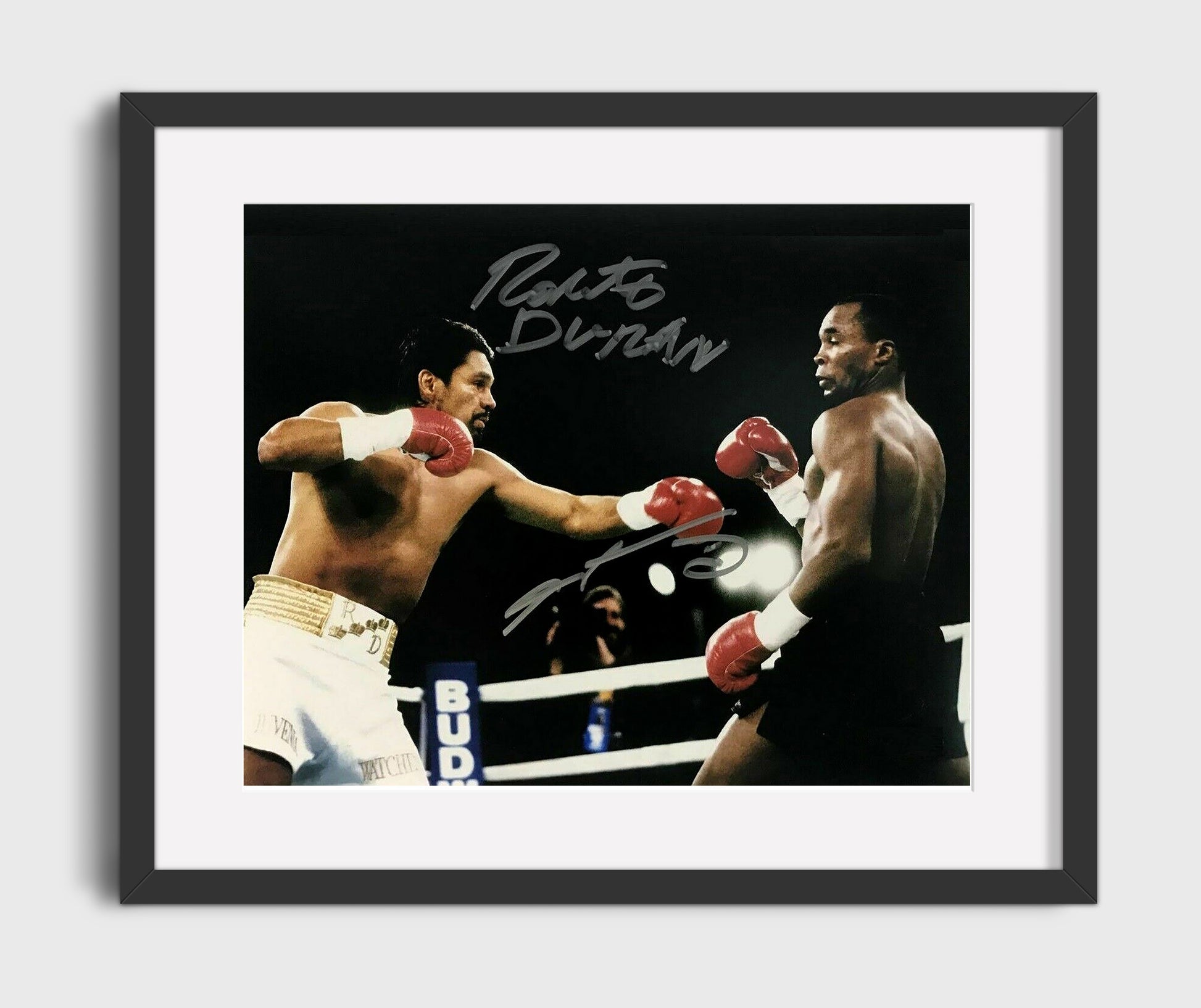 Roberto Duran and Sugar Ray Leonard No Mas Rivalry 16x20 Gallery Frame boxing wall art print – Boxing Wall Art decor