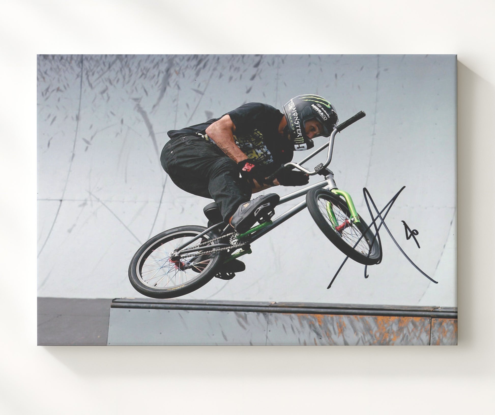 Dave Mirra BMX Freestyle Ramp Air Celebrity Wall Art 20x24 Canvas celebrity wall art print