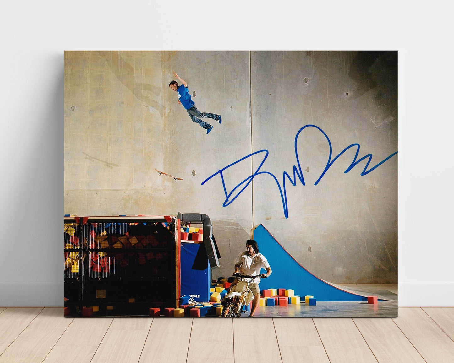 Rob Dyrdek – Skateboard Foam Pit Stunt unframed semi-gloss poster print