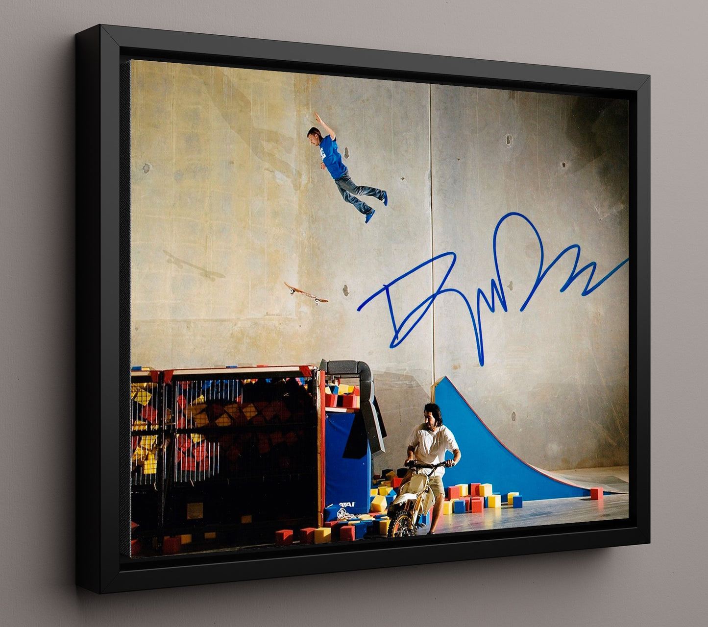 Rob Dyrdek Skateboard Foam Pit Stunt Celebrity Wall Art 16x20 Framed Canvas celebrity wall art print