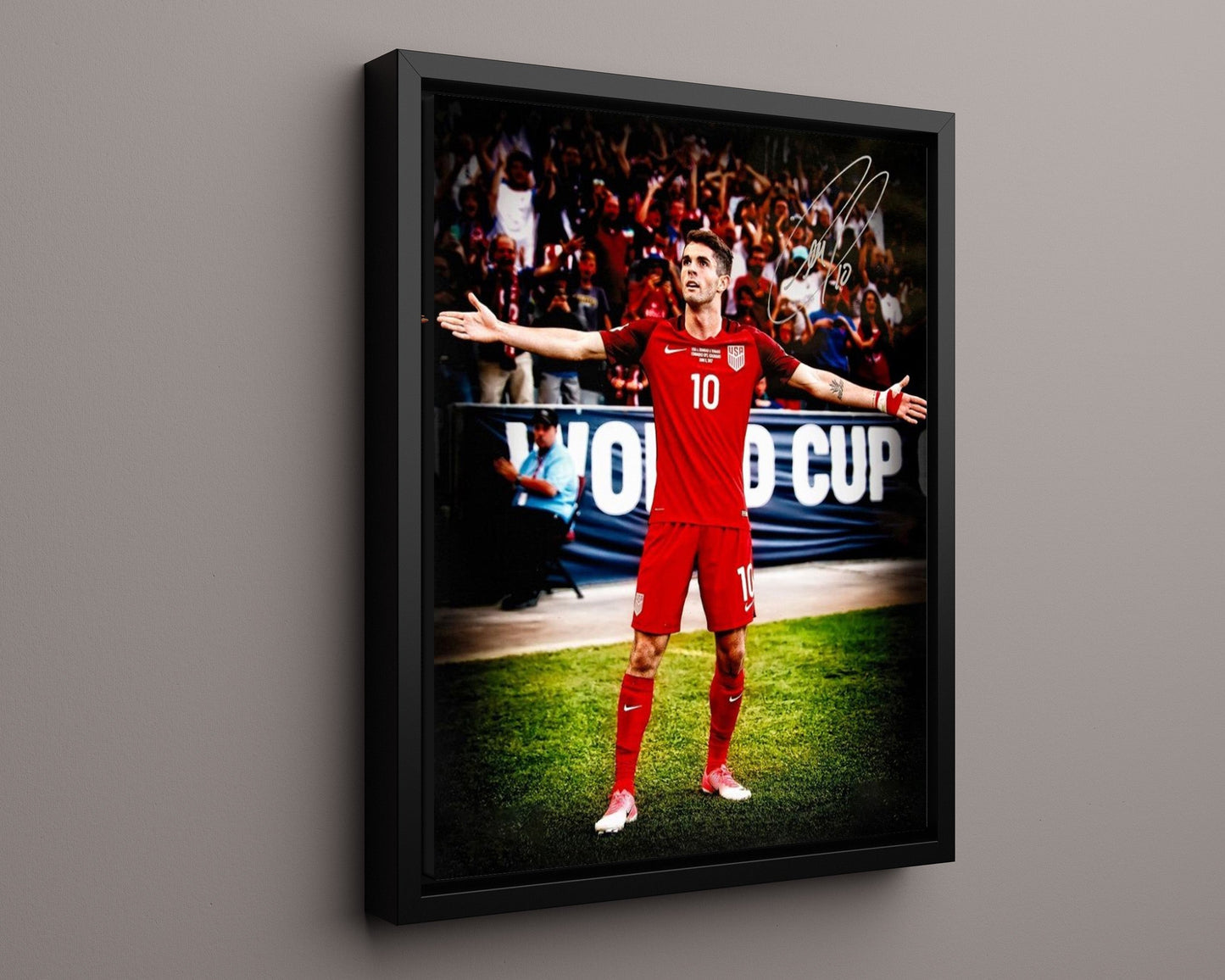 Christian Pulisic Autograph Print - Team USA - Captain America