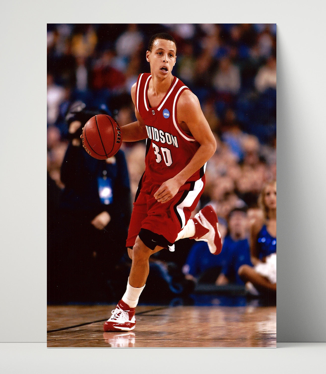 Davidson Basketball Stephen Curry Breakaway Drive College Basketball Wall Art 16x20 Unframed Print college basketball wall art print