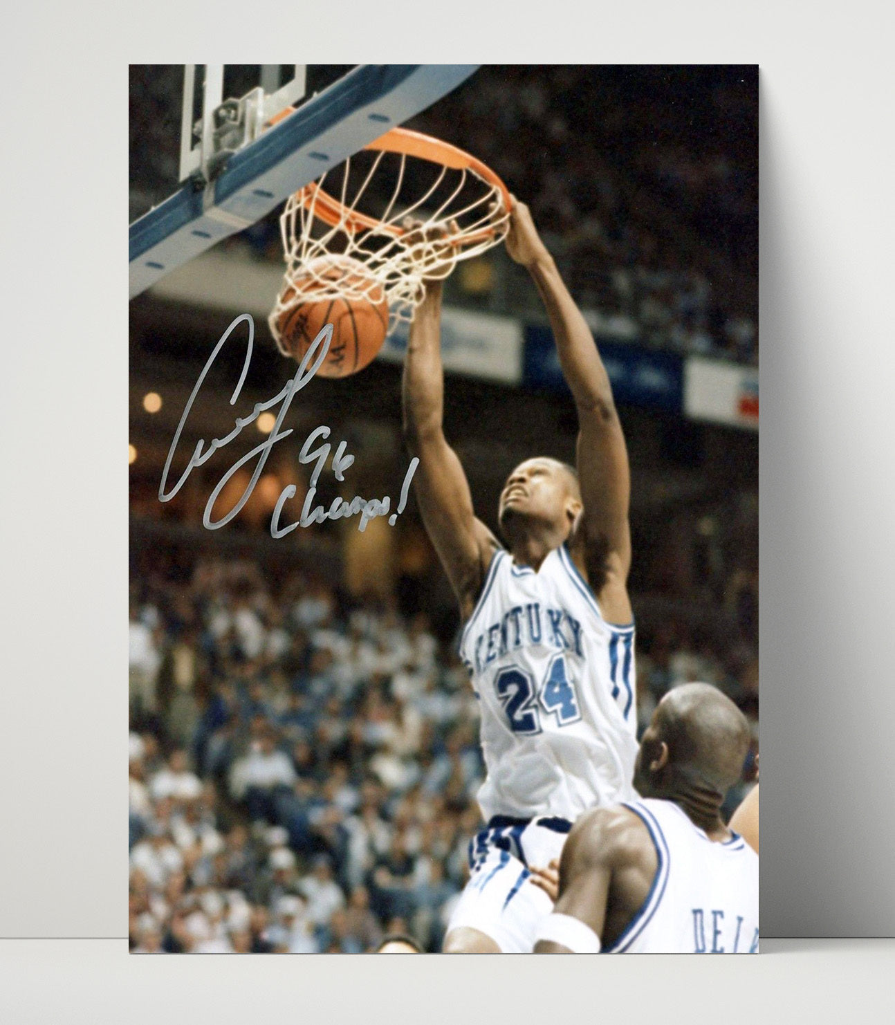 Kentucky Basketball Antoine Walker Rim Attack Finish College Basketball Wall Art 16x20 Unframed Print college basketball wall art print
