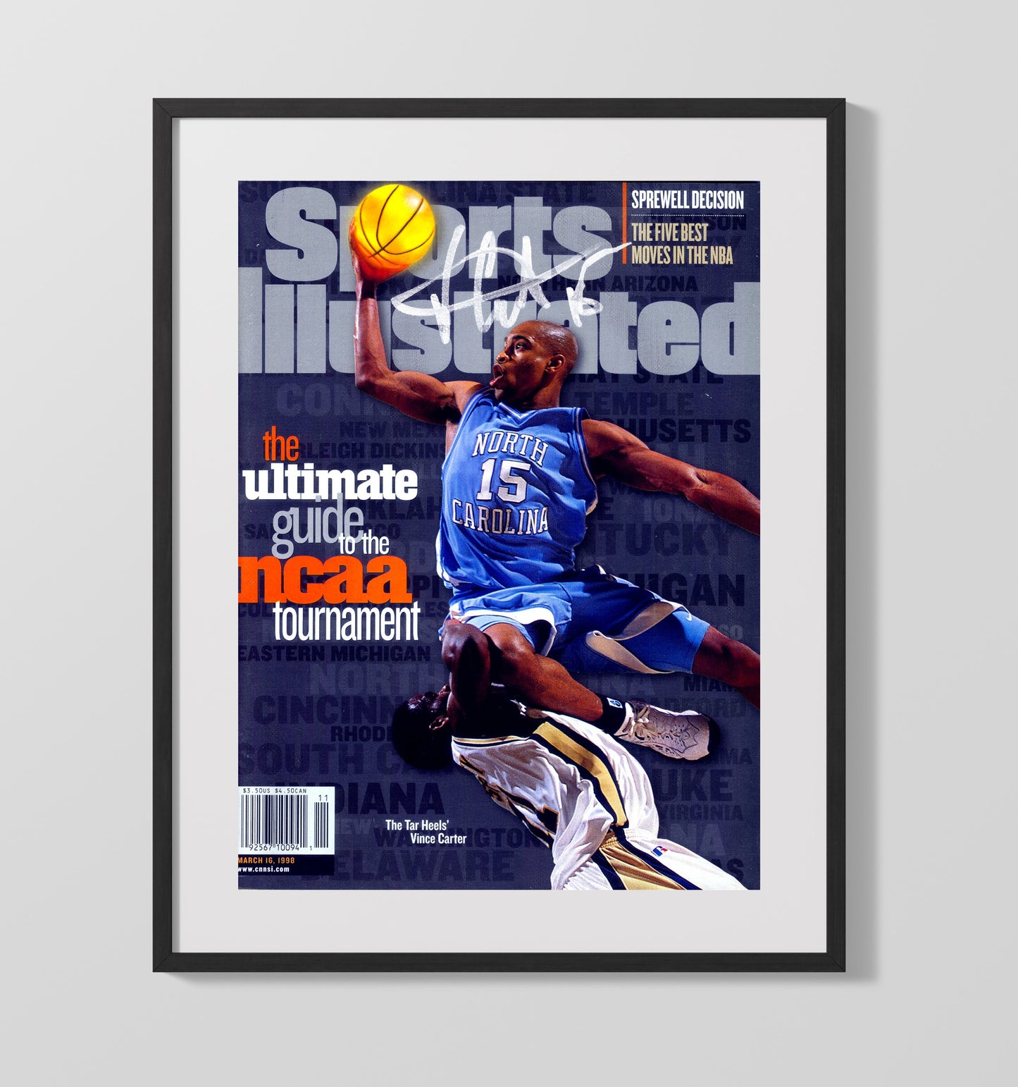 North Carolina Basketball Vince Carter NCAA Tournament Explosive Dunk 1995 SI College Basketball Wall Art 16x20 Gallery Frame college basketball wall art print
