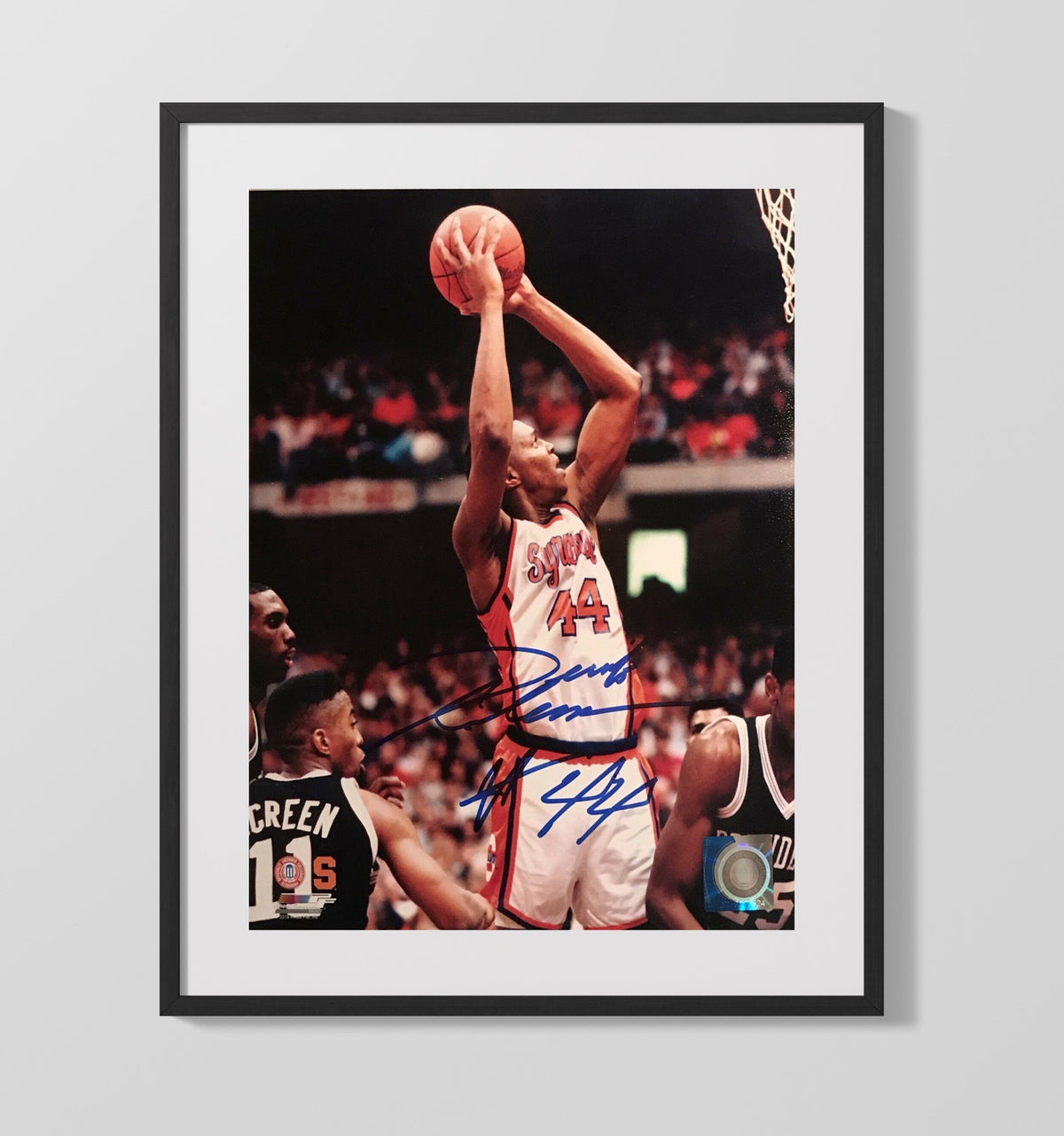 Syracuse Basketball Derrick Coleman Inside Finish - College Basketball Framed Print