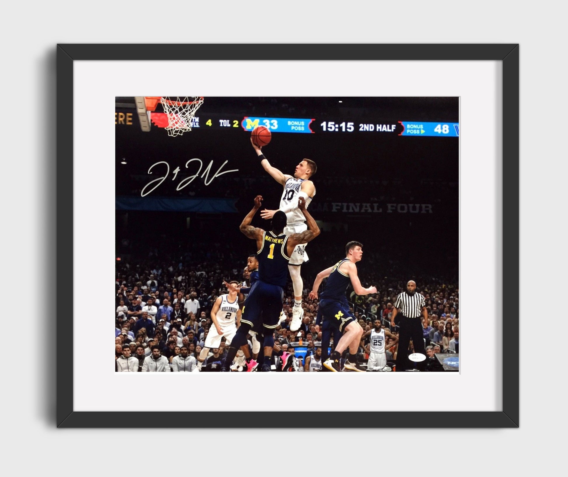 Villanova Basketball DiVincenzo Explosive Championship Dunk College Basketball Wall Art 16x20 Gallery Frame college basketball wall art print