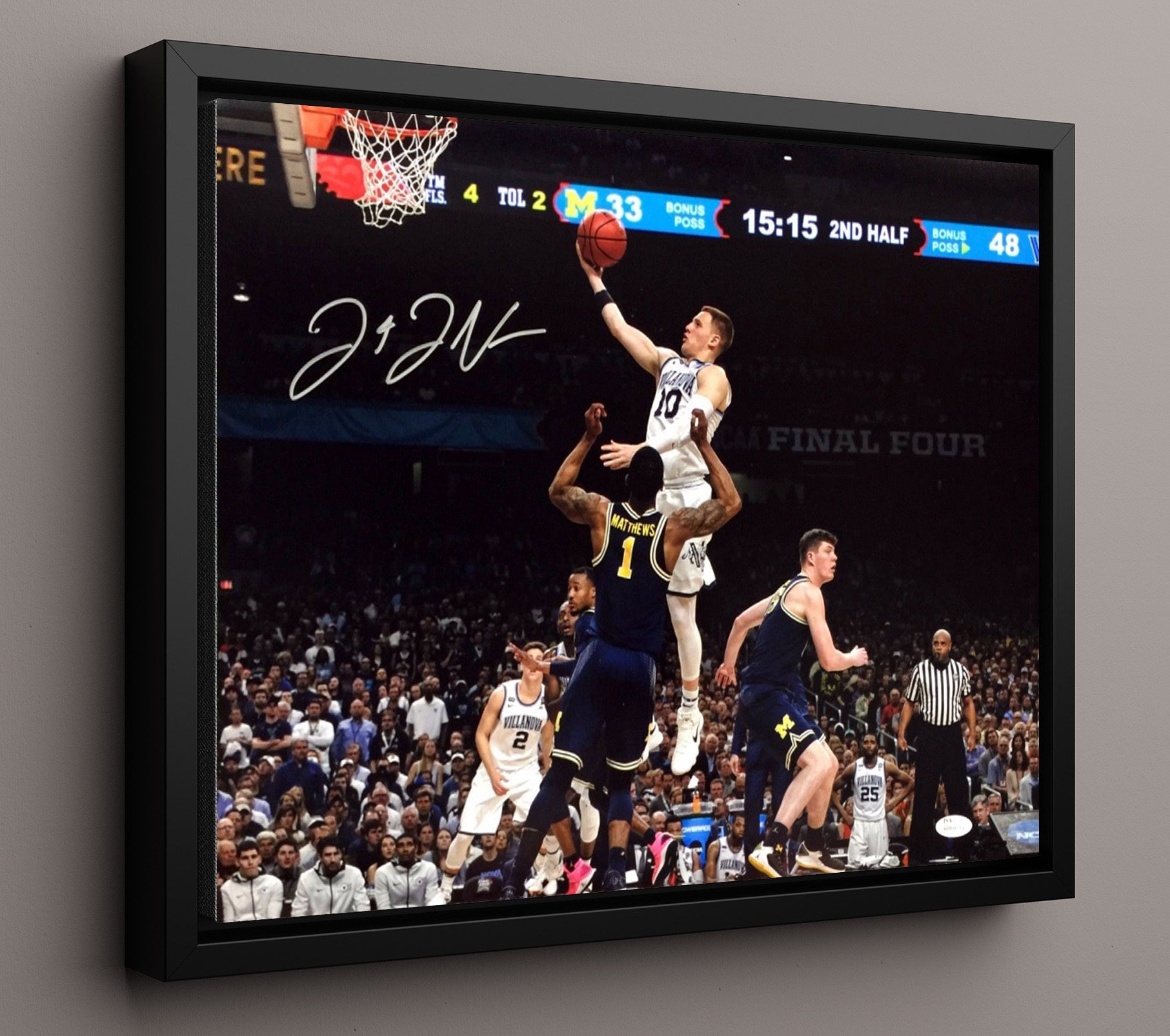 Villanova Basketball DiVincenzo Explosive Championship Dunk College Basketball Wall Art 16x20 Framed Canvas college basketball wall art print