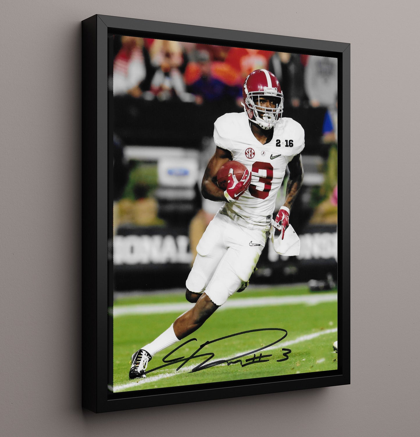 Alabama Football Calvin Ridley Breakaway Run College Football Wall Art 16x20 Framed Canvas wall art print – College Football decor
