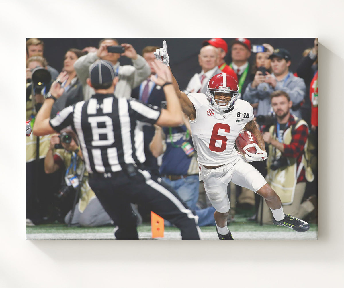 Alabama Football - DeVonta Smith End Zone Signal vs Official 8x10 Canvas college football wall art