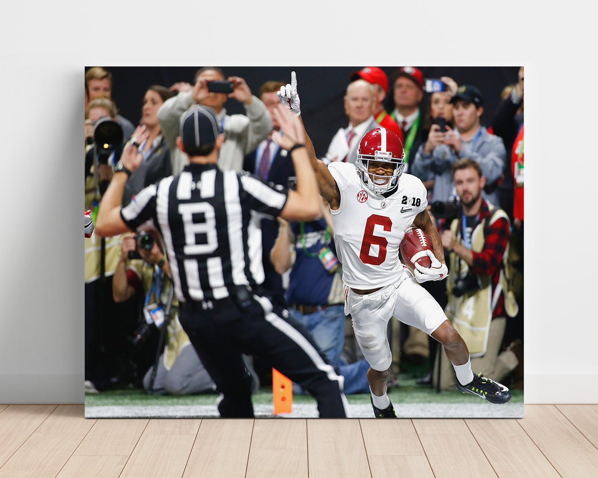 Alabama Football DeVonta Smith End Zone Signal vs Official College Football Wall Art 16x20 Unframed Print wall art print – College Football decor
