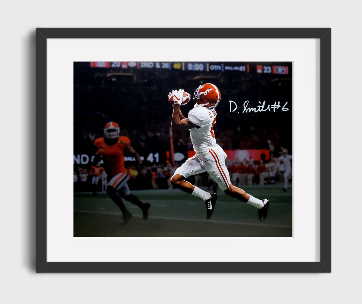 Alabama Football - DeVonta Smith Game Winning Deep Catch 2nd and 26 8x10 Gallery Frame college football wall art
