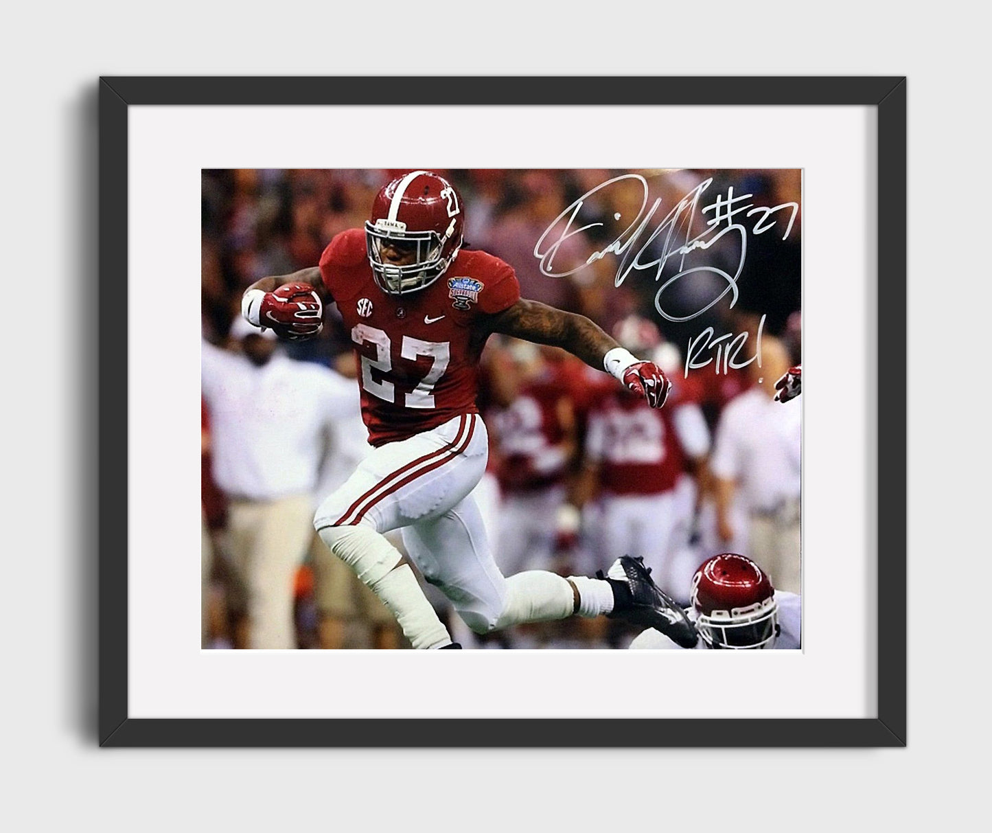 Alabama Football - Derrick Henry Run Through Traffic RTR 8x10 Gallery Frame college football wall art