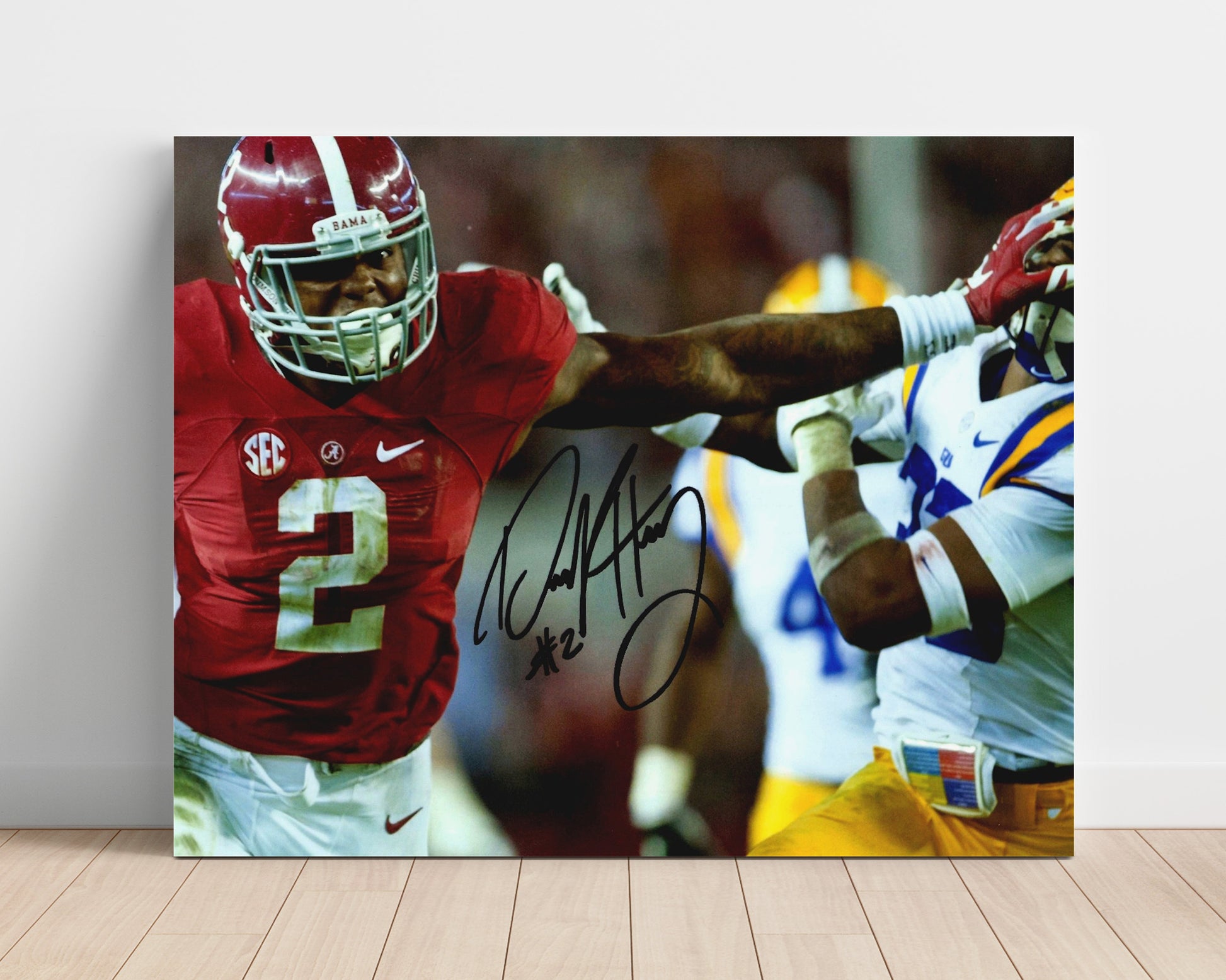 Alabama Football Derrick Henry Stiff Arm Power Run College Football Wall Art 16x20 Unframed Print wall art print – College Football decor