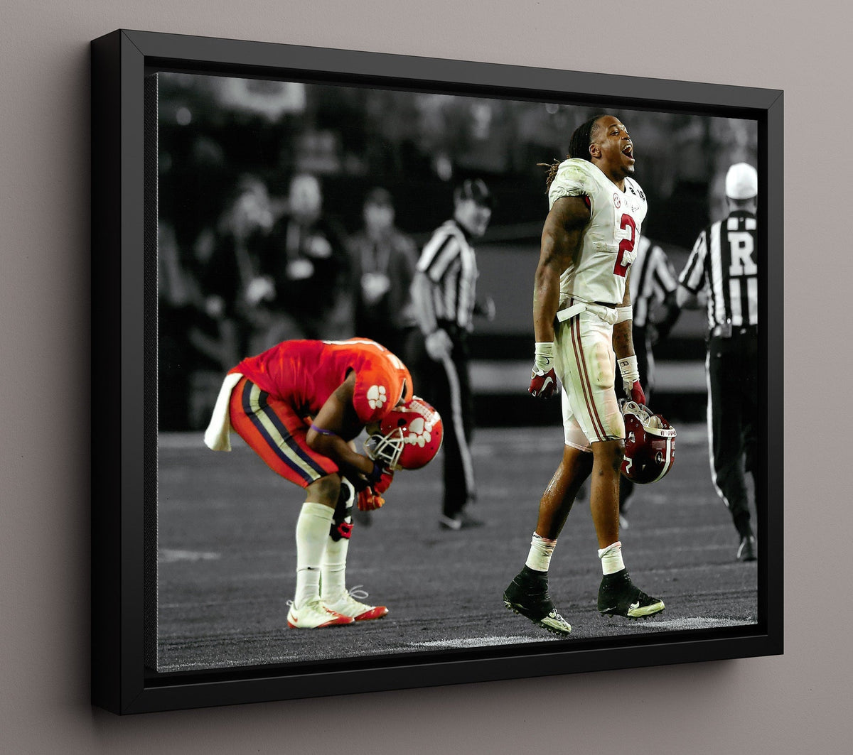 Alabama Football - Derrick Henry Touchdown Celebration Power Run 8x10 Framed Canvas college football wall art