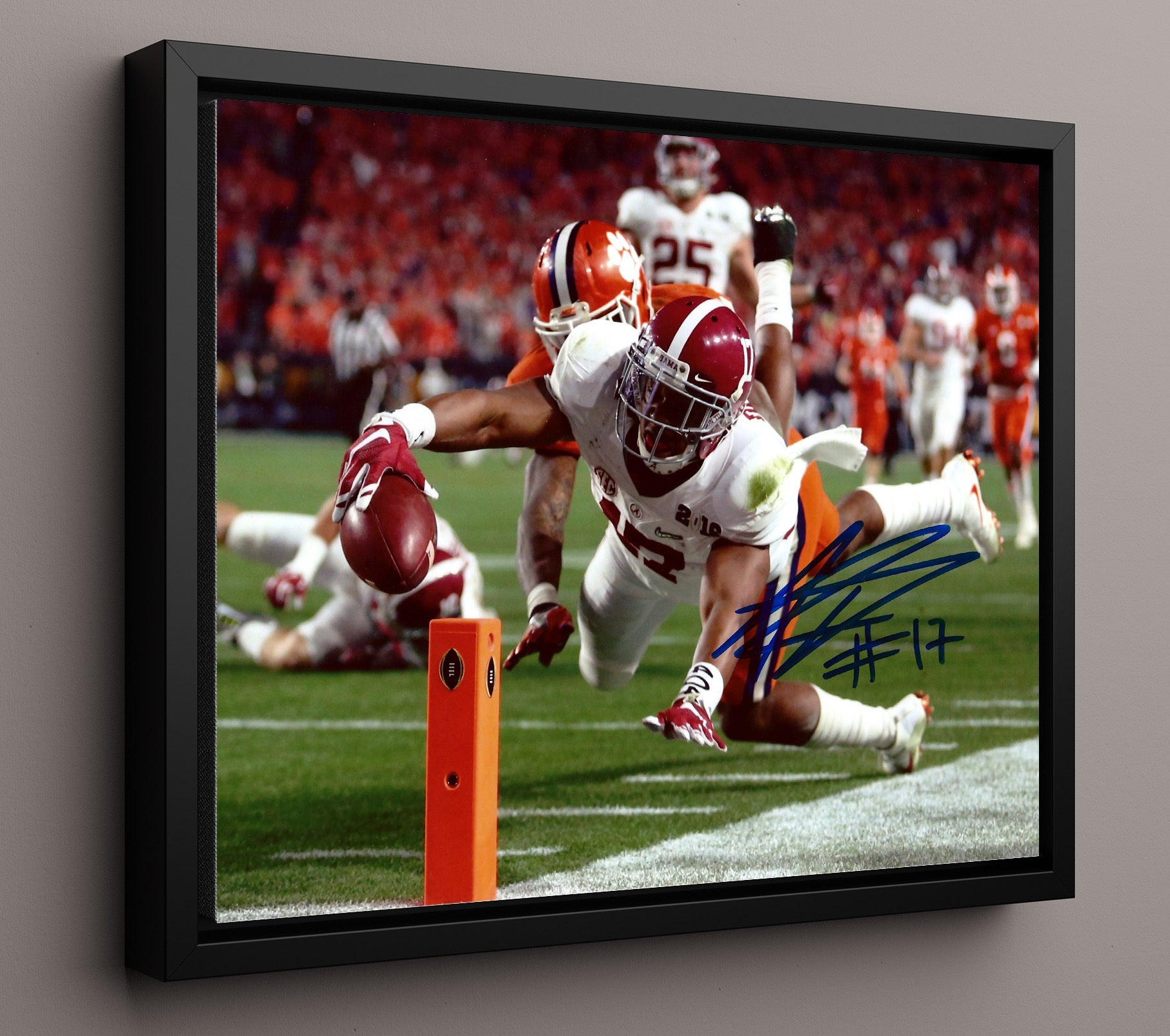 Alabama Football Kenyan Drake Goal Line Dive Touchdown Extension College Football Wall Art 16x20 Framed Canvas wall art print – College Football decor