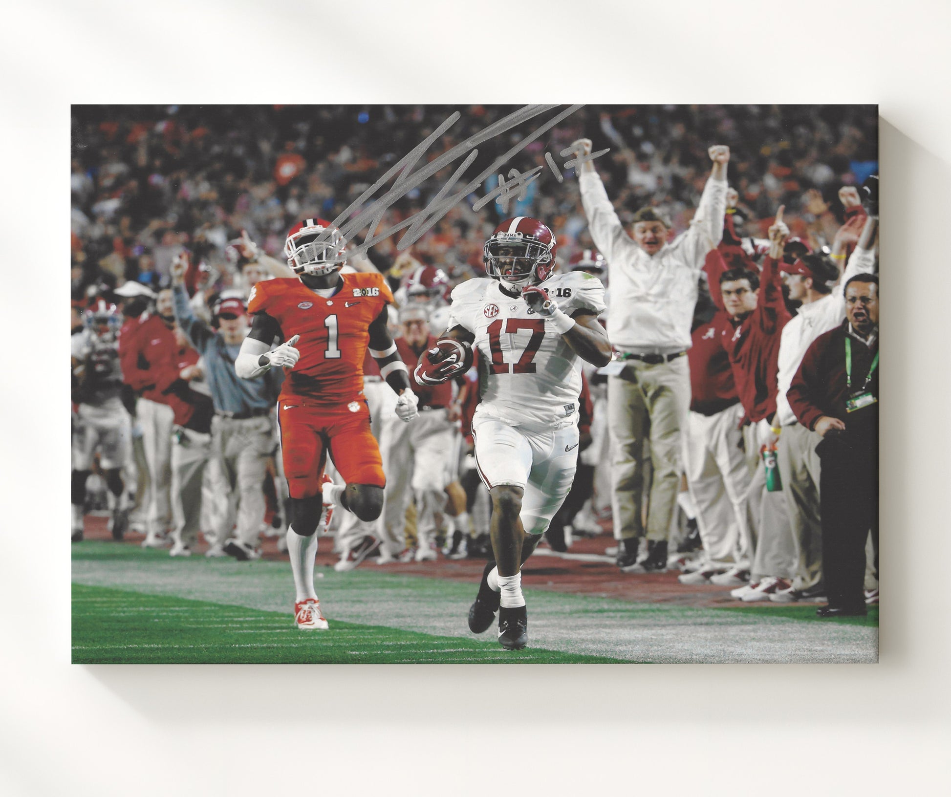 Alabama Football Kenyan Drake Sideline Sprint Breakaway Touchdown Run College Football Wall Art 20x24 Canvas wall art print – College Football decor