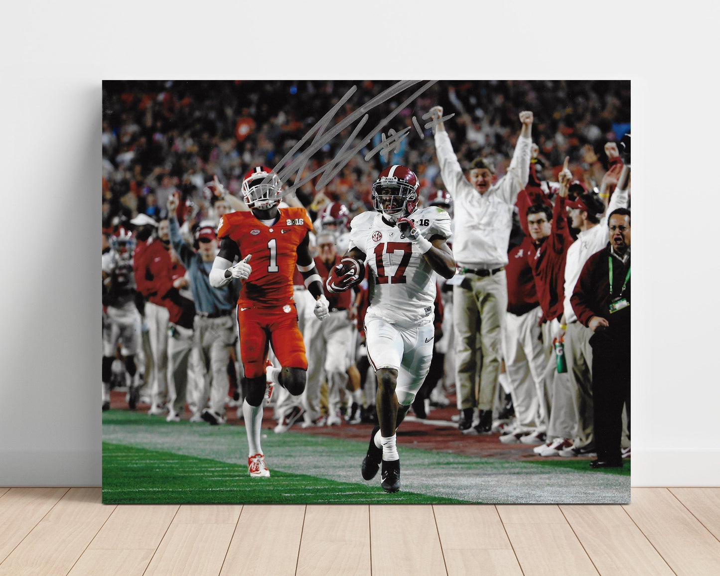 Alabama Football - Kenyan Drake Sideline Sprint Breakaway Touchdown Run 8x10 Unframed Print college football wall art