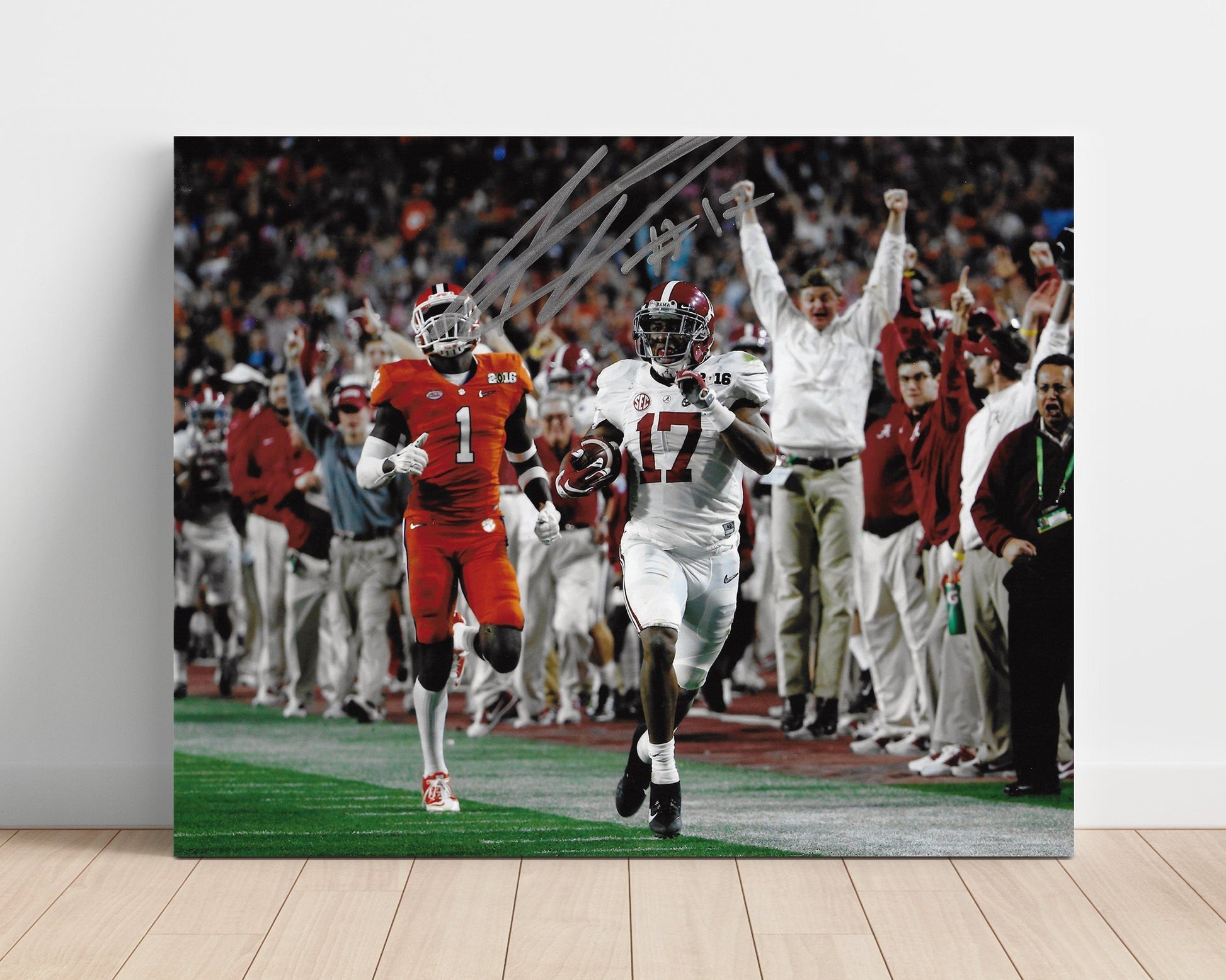Alabama Football - Kenyan Drake Sideline Sprint Breakaway Touchdown Run 8x10 Unframed Print college football wall art