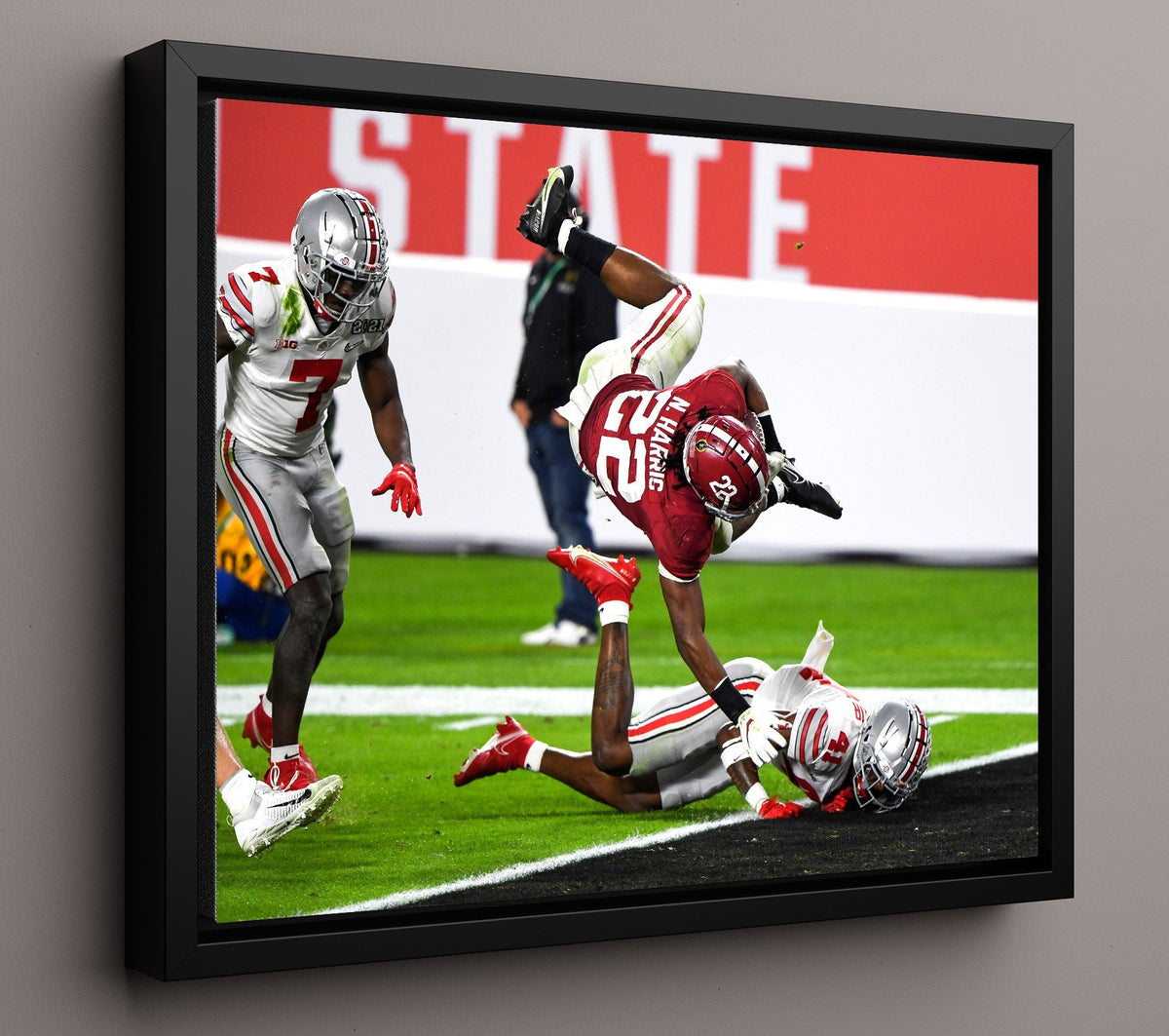 Alabama Football - Najee Harris Goal Line Leap TD 8x10 Framed Canvas college football wall art