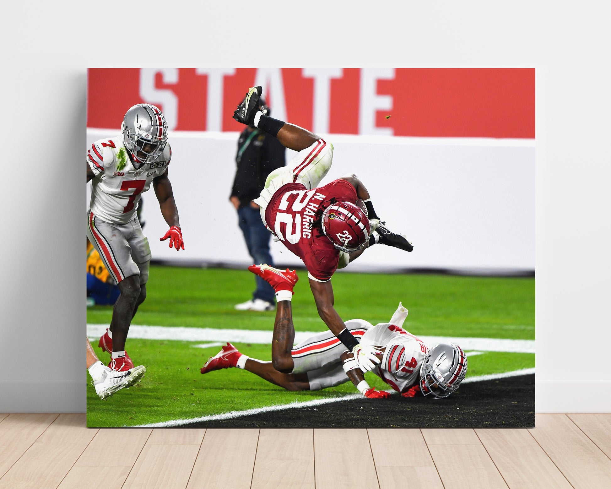 Alabama Football - Najee Harris Goal Line Leap TD 8x10 Unframed Print college football wall art