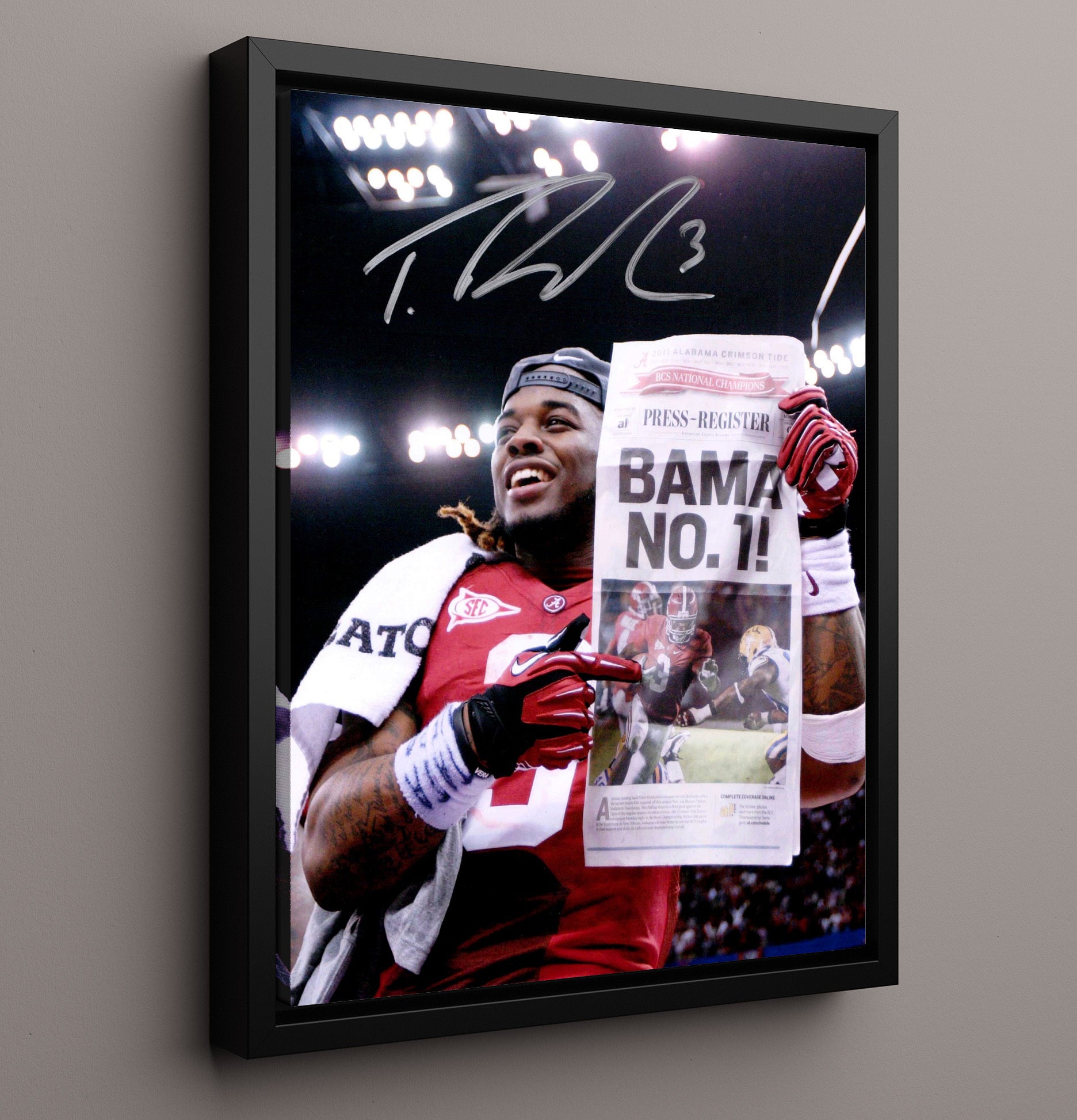 Alabama Football Trent Richardson Bama No 1 Victory Moment College Football Wall Art 16x20 Framed Canvas wall art print – College Football decor