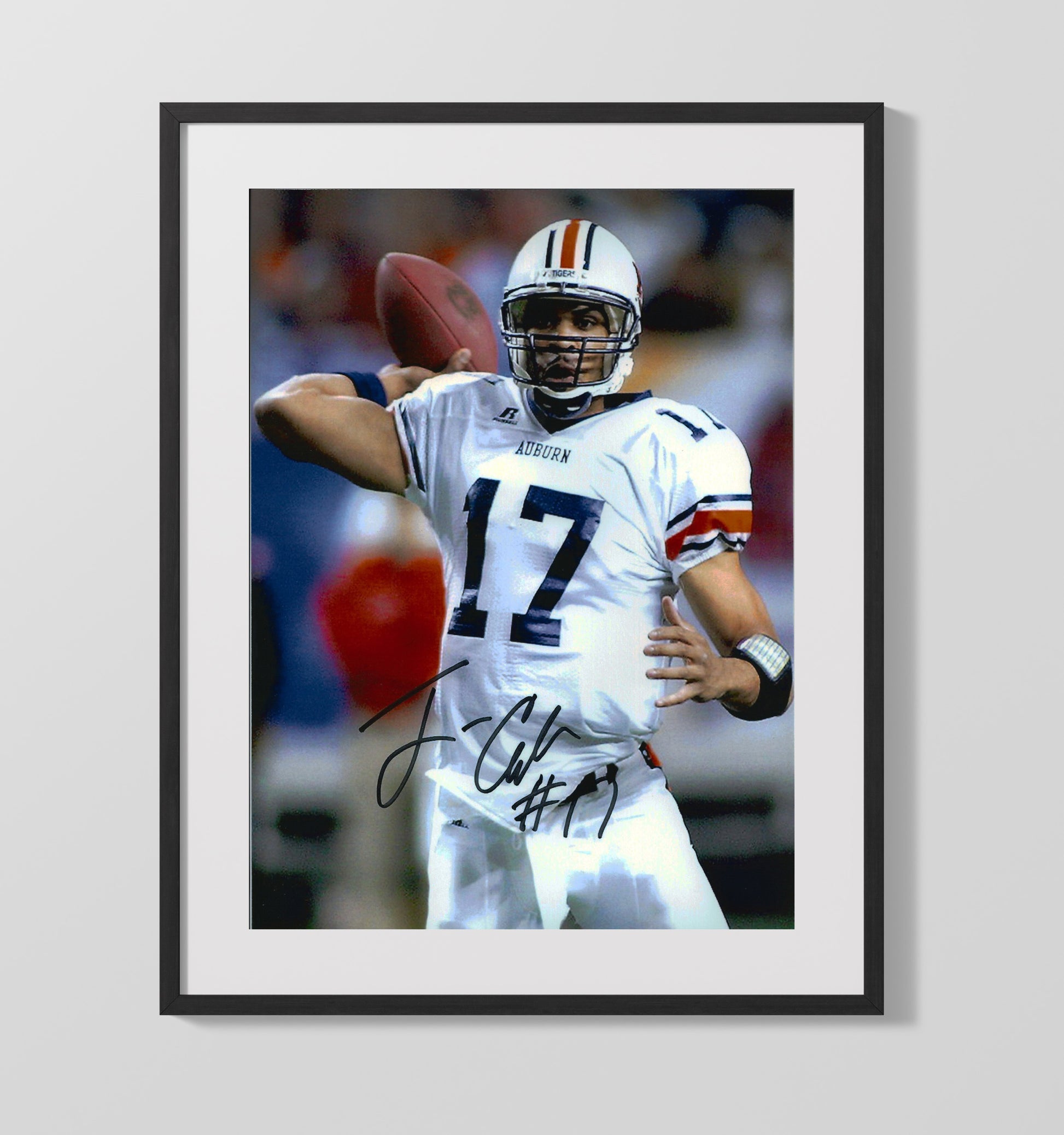 Auburn Jason Campbell Pocket Passer Focus College Football Wall Art 16x20 Gallery Frame wall art print – College Football decor