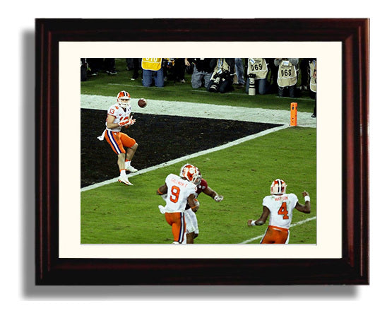 Clemson Football Hunter Renfrow Title Catch vs Alabama College Football Wall Art 8x10 Beveled Frame wall art print – College Football decor