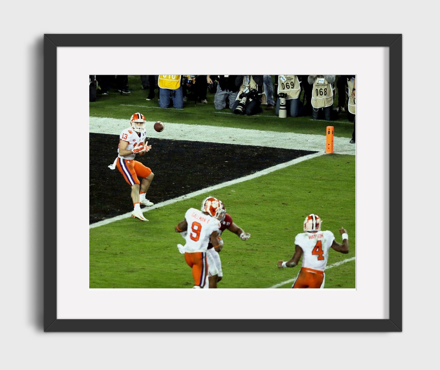 Clemson Football - Hunter Renfrow Title Catch vs Alabama 8x10 Gallery Frame college football wall art