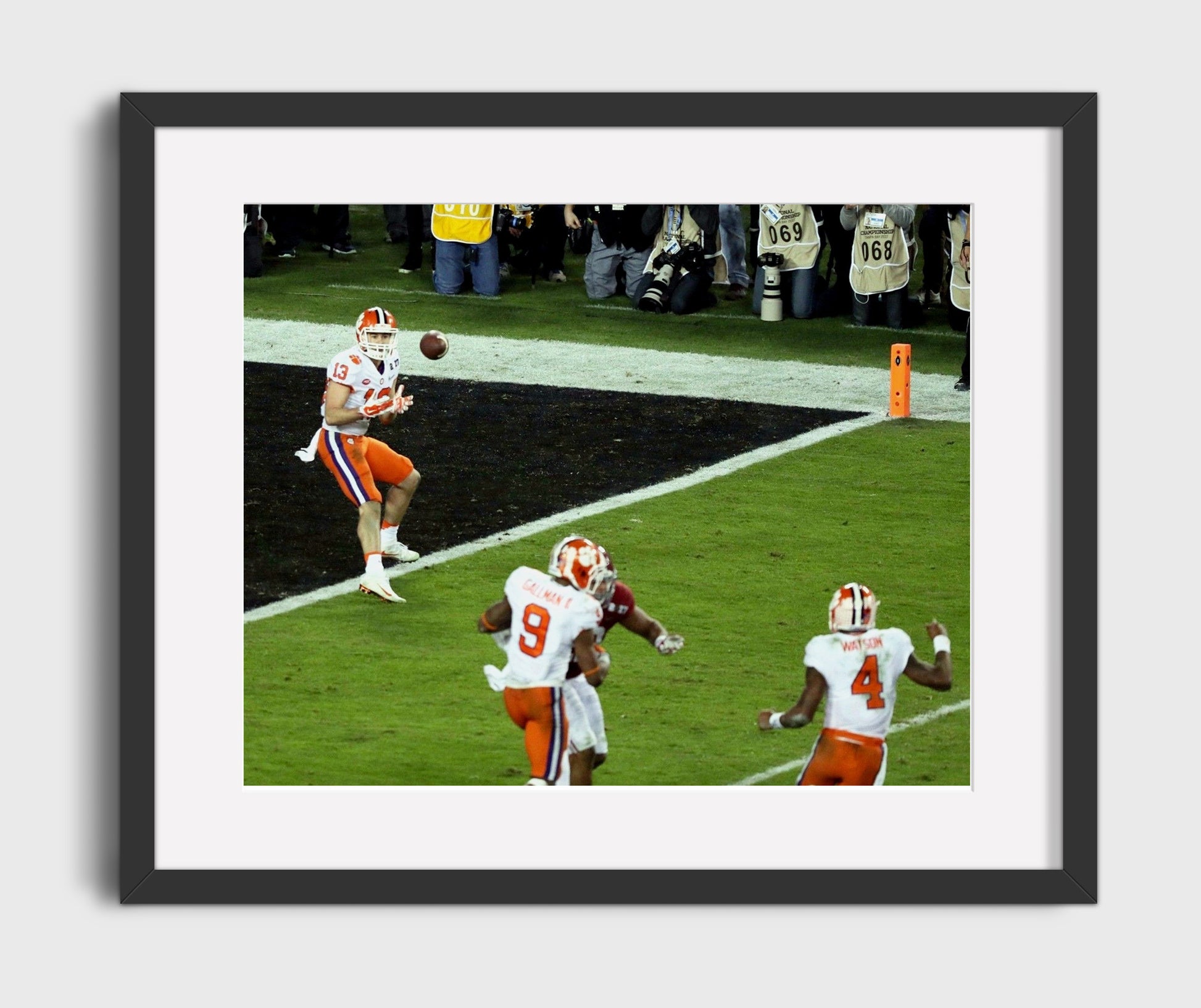 Clemson Football - Hunter Renfrow Title Catch vs Alabama 8x10 Gallery Frame college football wall art