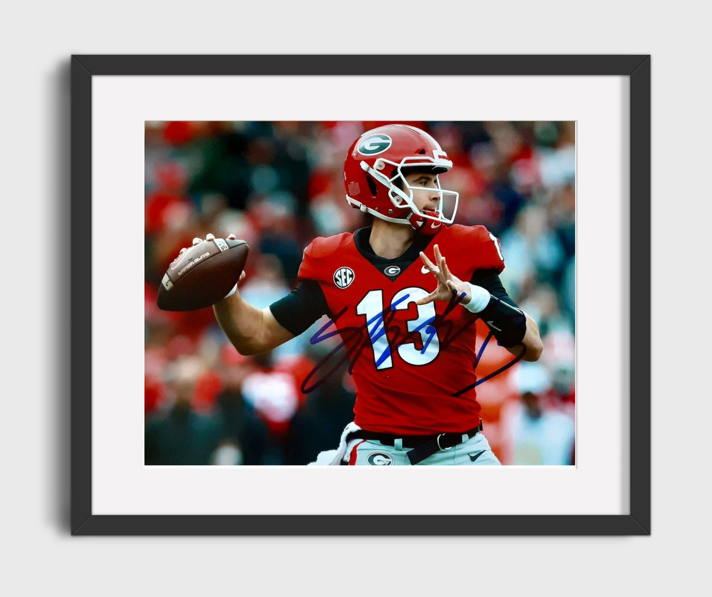 Georgia Football Stetson Bennett Passing Pose College Football Wall Art 16x20 Gallery Frame wall art print – College Football decor