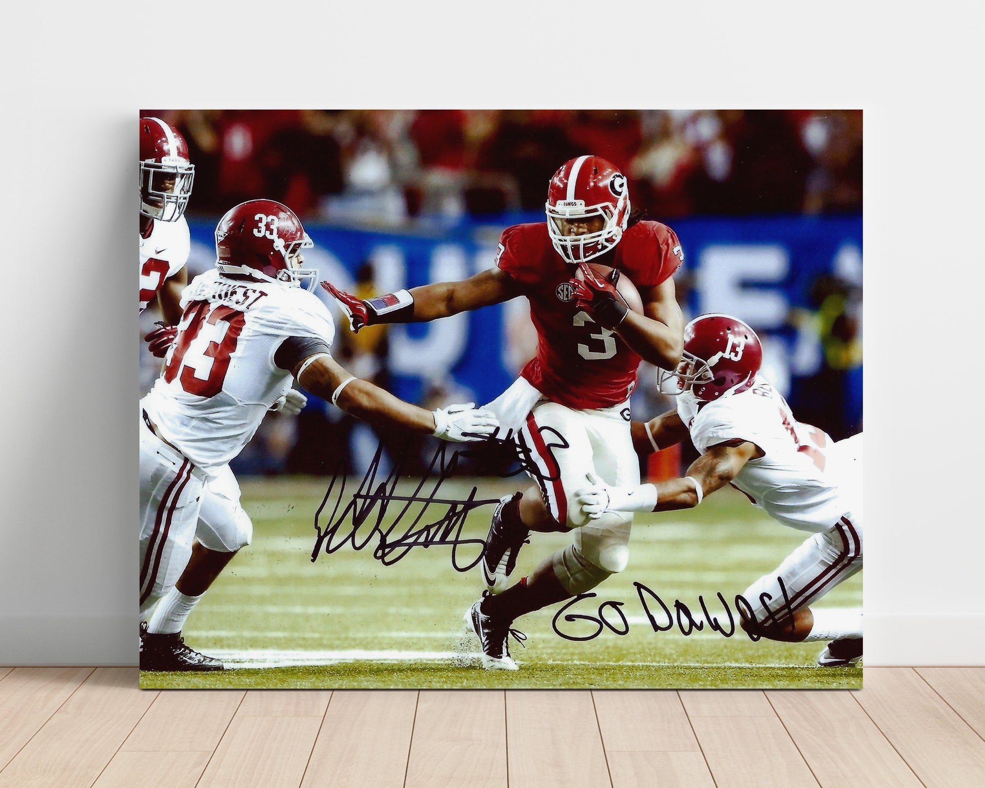 Georgia Football Todd Gurley Stiff Arm Run College Football Wall Art 16x20 Unframed Print wall art print – College Football decor