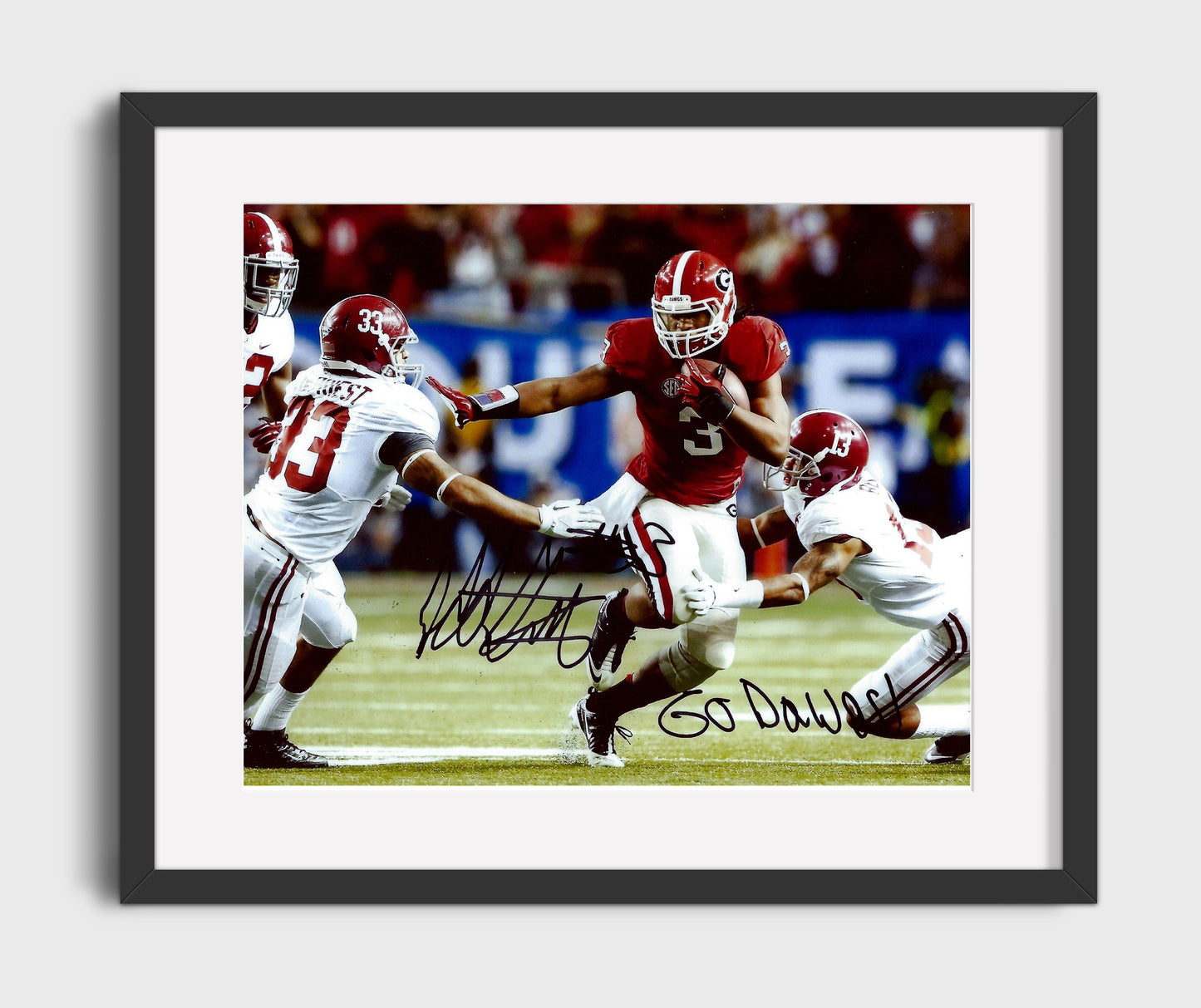 Georgia Football Todd Gurley Stiff Arm Run College Football Wall Art 16x20 Gallery Frame wall art print – College Football decor