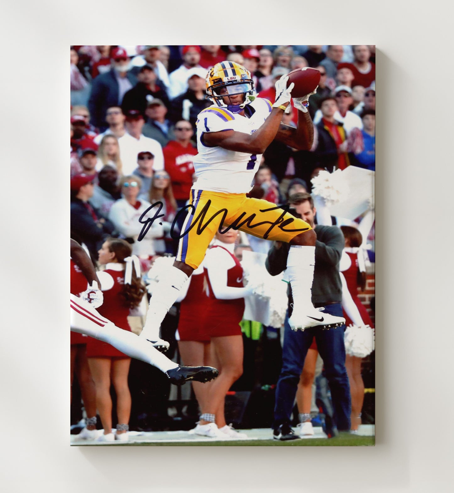 LSU Football JaMarr Chase Jump Ball Catch College Football Wall Art 20x24 Canvas wall art print – College Football decor