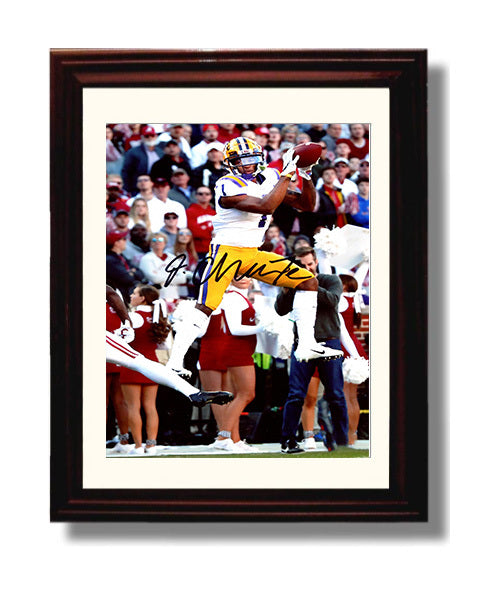 LSU Football JaMarr Chase Jump Ball Catch College Football Wall Art 8x10 Beveled Frame wall art print – College Football decor