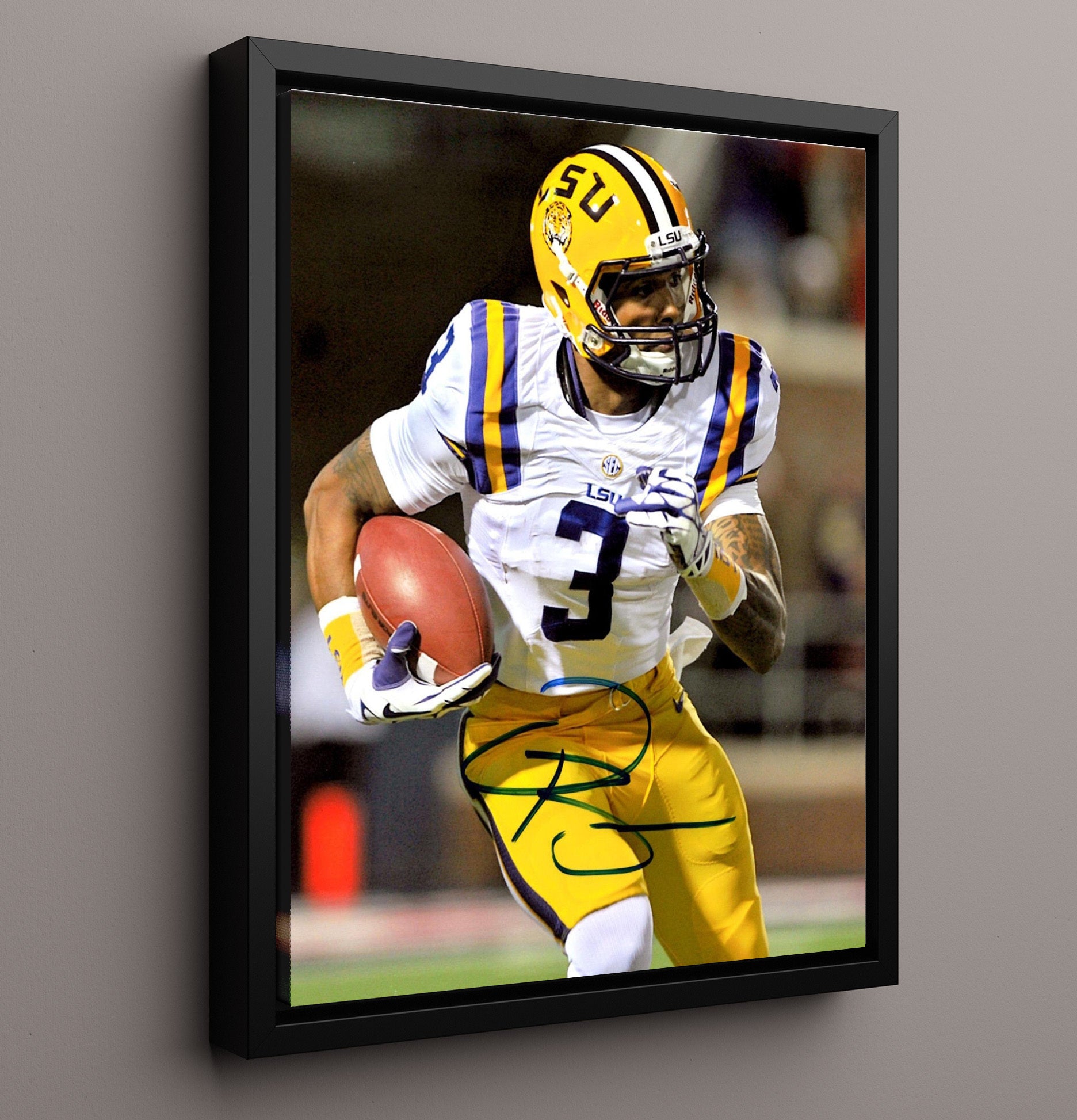 LSU Football Odell Beckham Jr Open Field Run College Football Wall Art 16x20 Framed Canvas wall art print – College Football decor