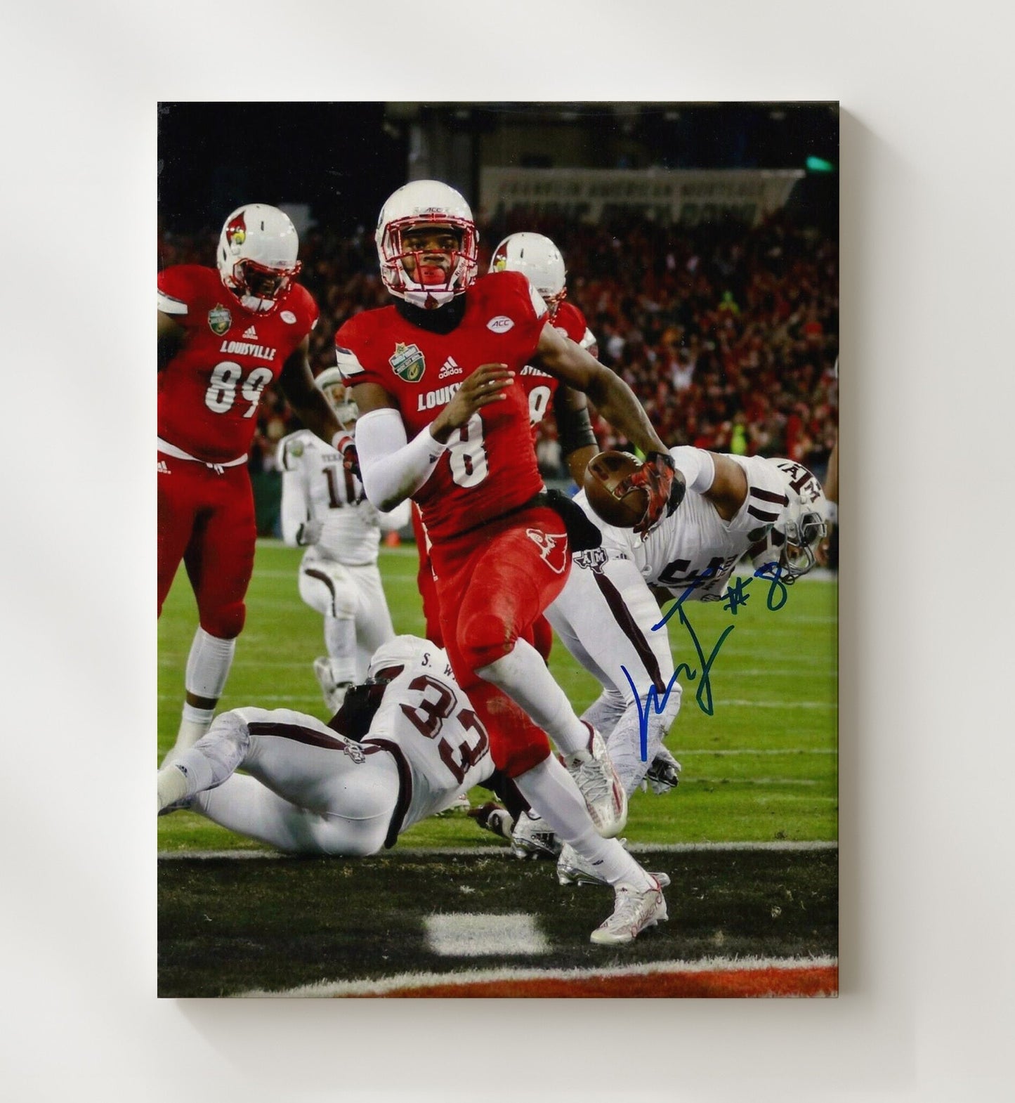 Louisville Football - Lamar Jackson Explosive Touchdown Run 8x10 Canvas college football wall art