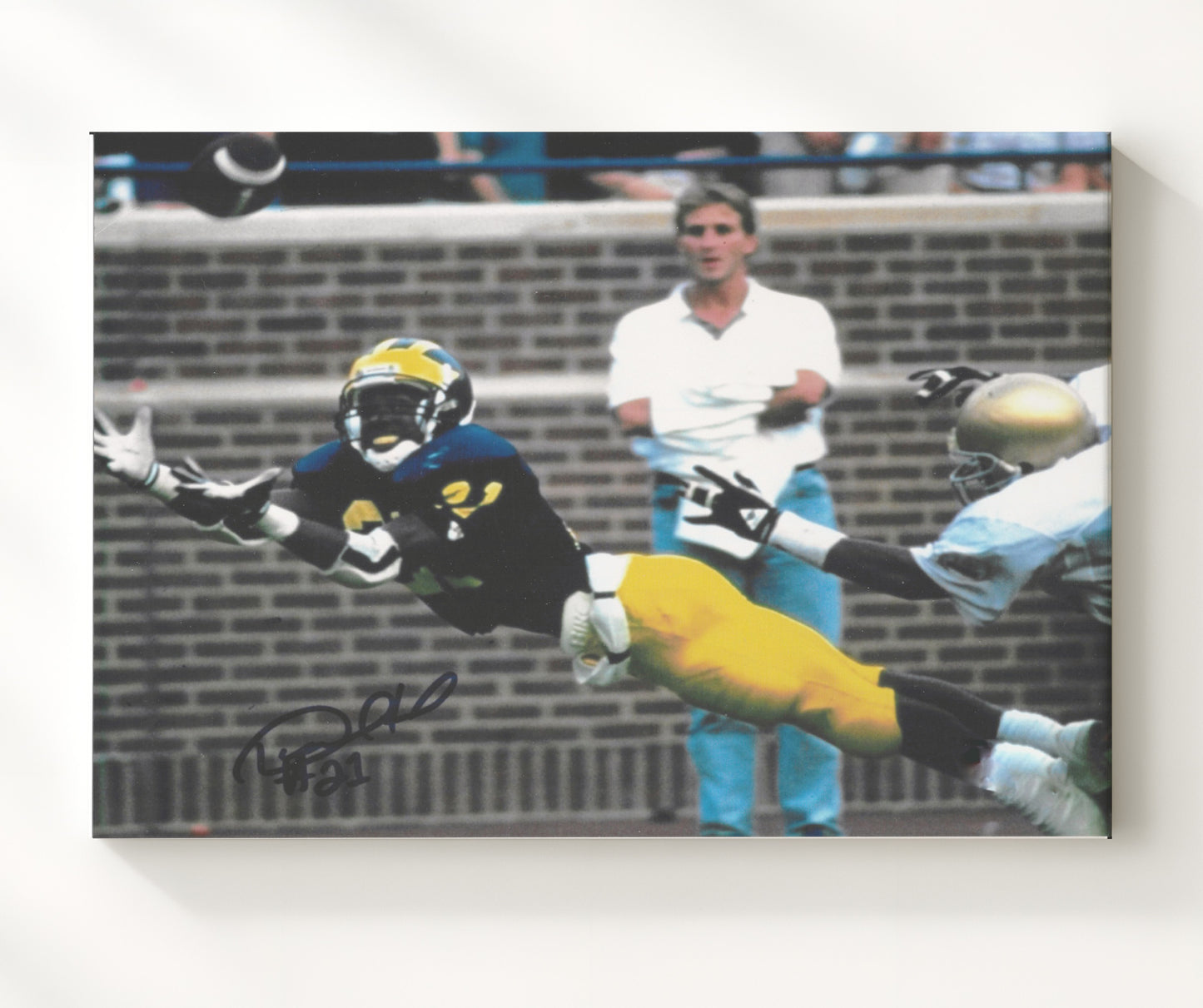 Michigan Football - Desmond Howard Heisman Play 8x10 Canvas college football wall art