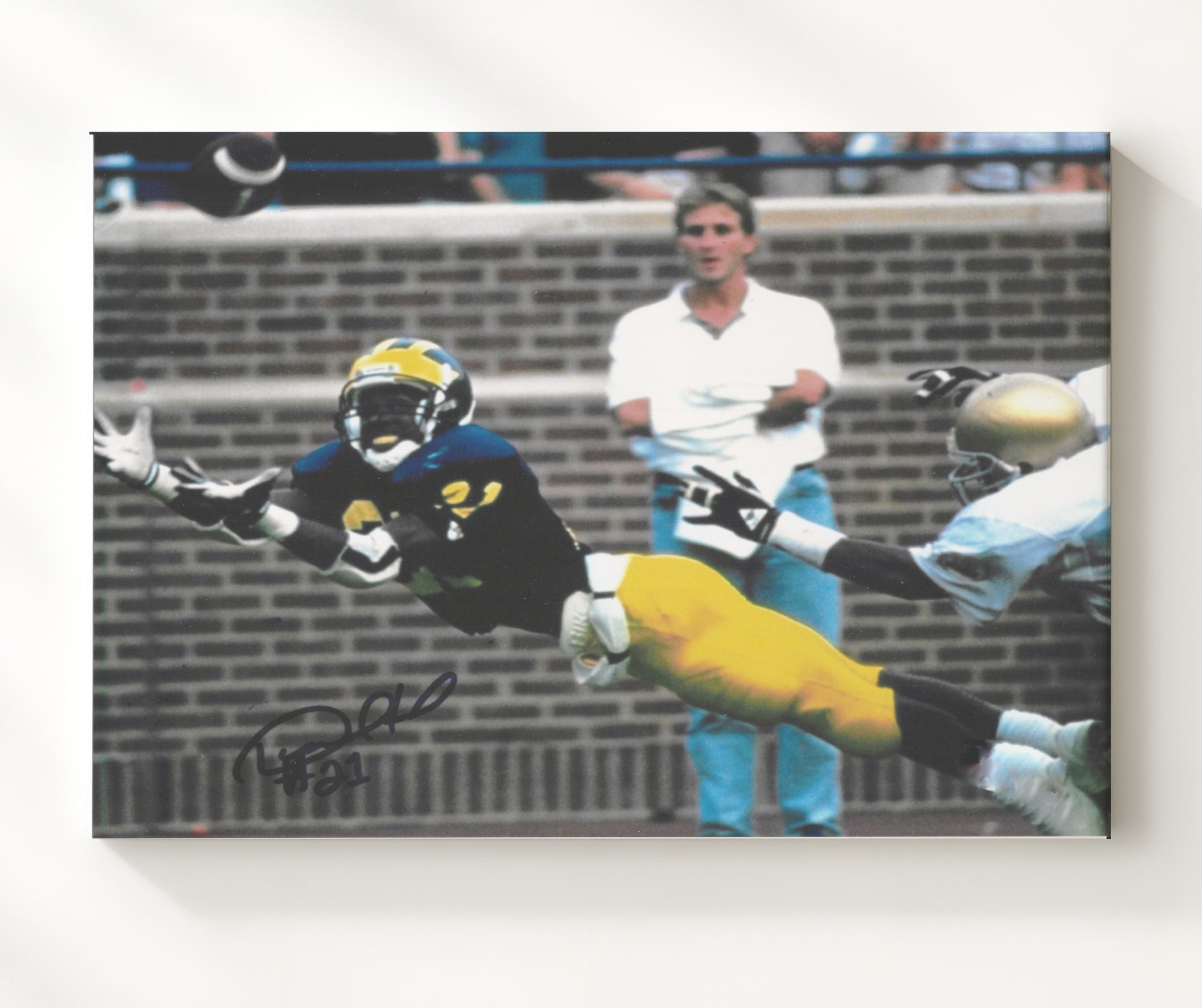 Michigan Football - Desmond Howard Heisman Play 8x10 Canvas college football wall art